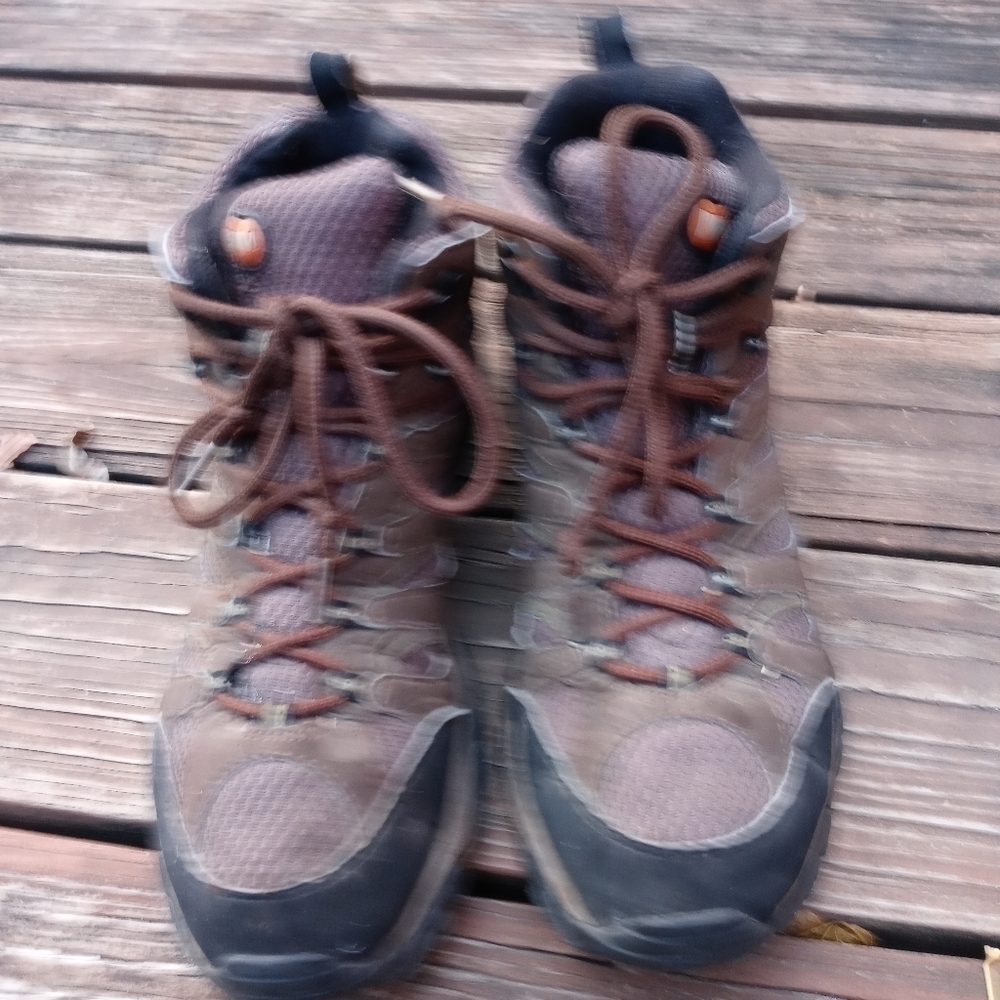 Merrell Men 10.5 Moab Mid Gore-Tex Dark Earth Hiking Trail Boots J87701 Get out - Picture 3 of 12